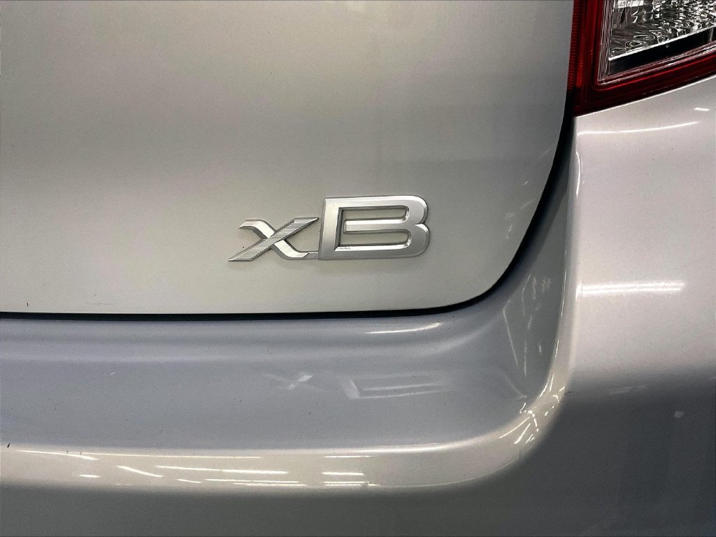 Used 2013 Silver Scion 10 Series image 26