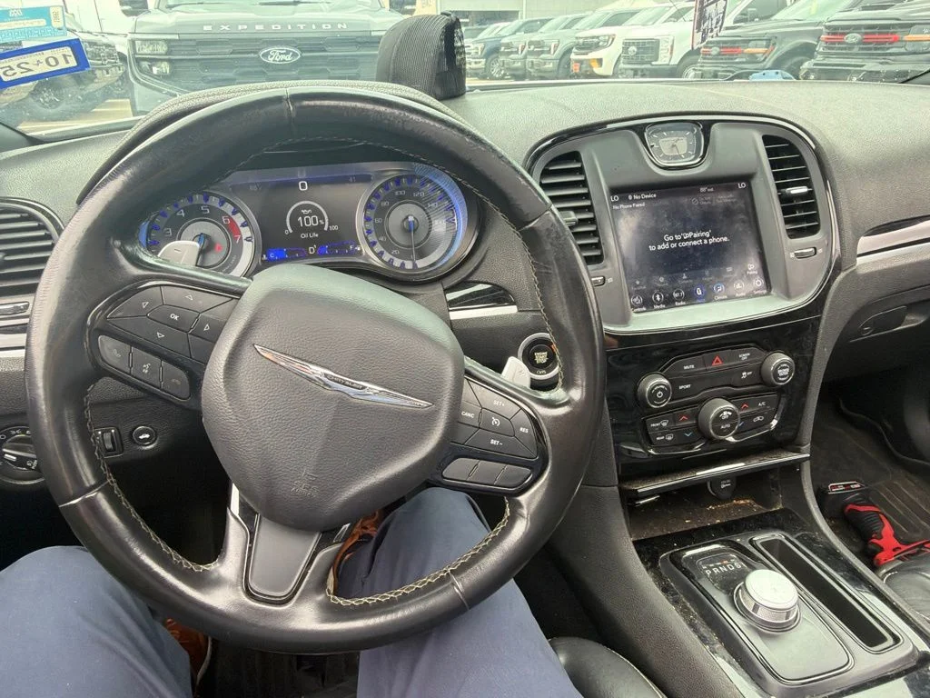 Used 2019 White Chrysler S image 7