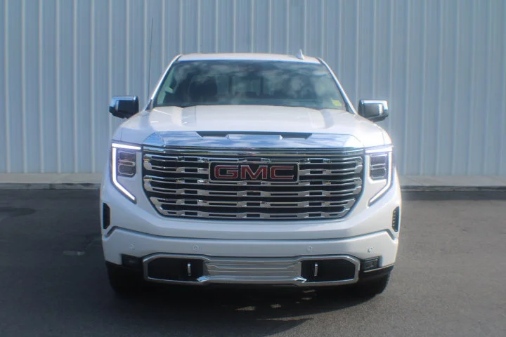 Certified Used 2024 White Frost Tricoat GMC Denali image 21