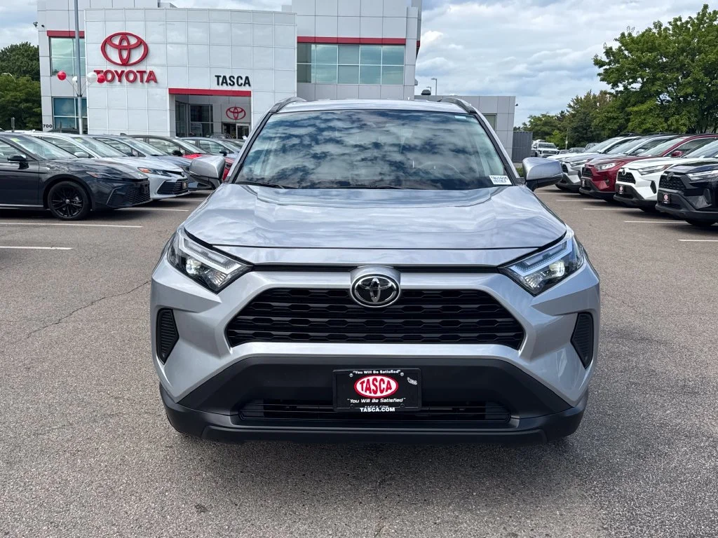 Used 2025 Silver Toyota XLE image 2