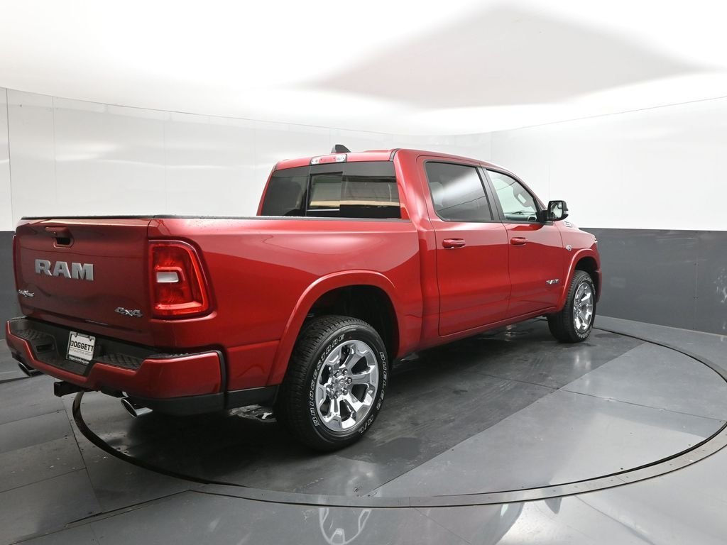 New 2026 Molten Red Pearl-Coat Exterior Paint RAM Big Horn/Lone Star image 11
