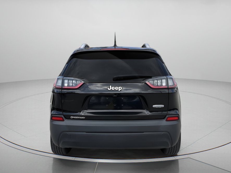 Used 2020 Diamond Black Crystal Pearlcoat Jeep Latitude image 4
