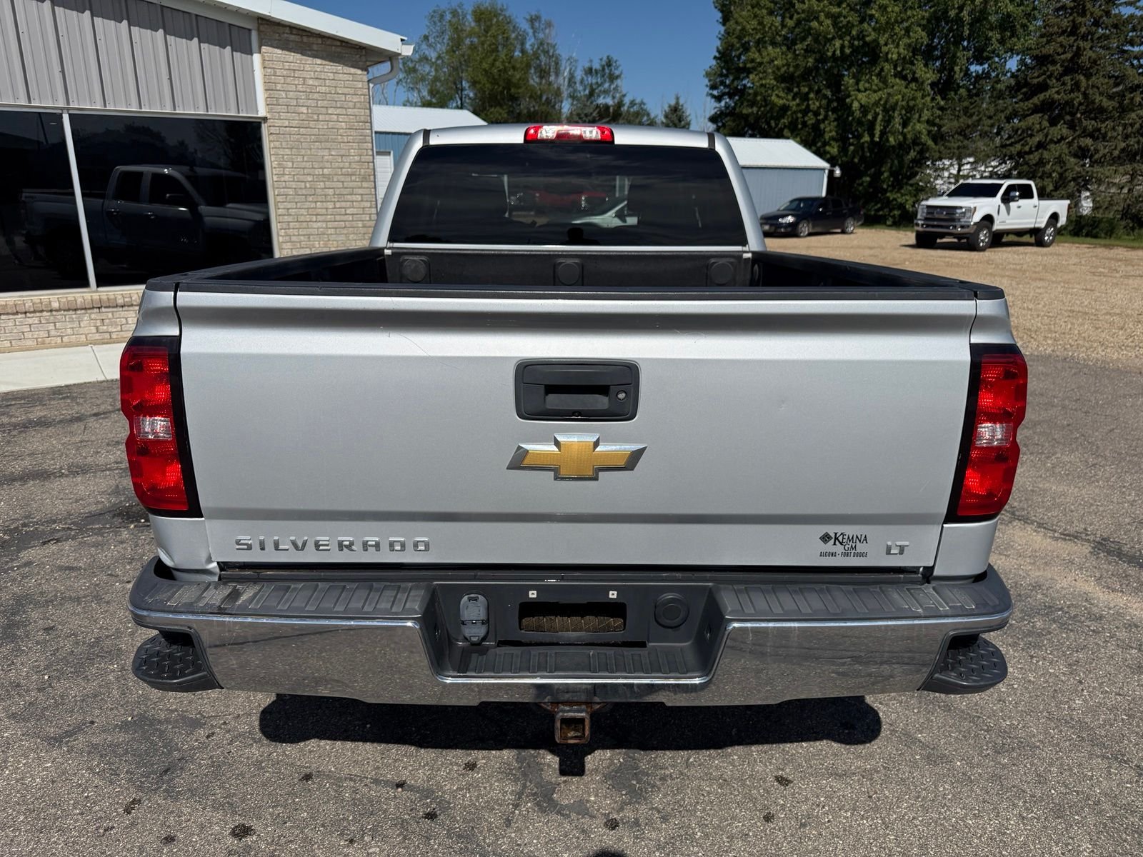 Used 2017 Silver Ice Metallic Chevrolet LT image 5