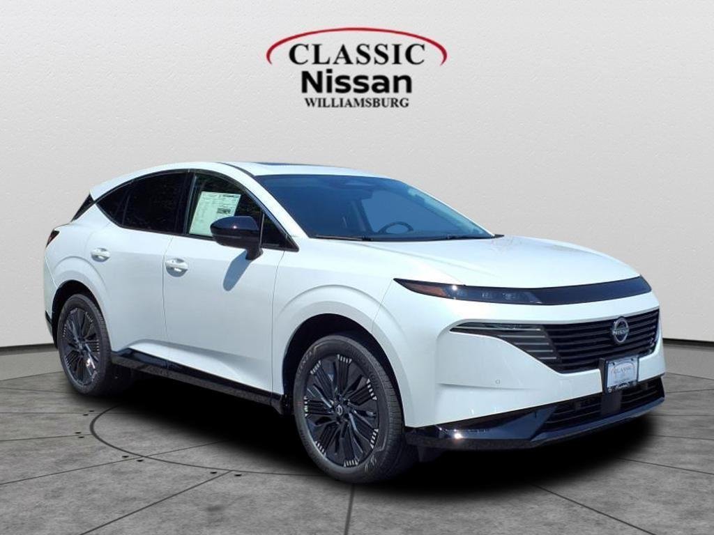 New 2025 Everest White TriCoat Nissan Platinum image 3
