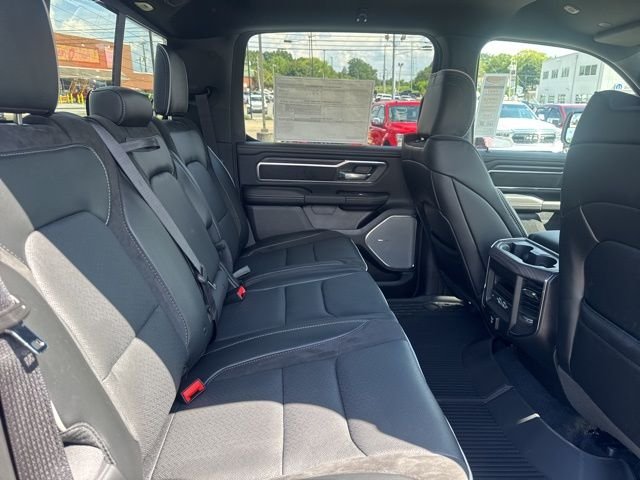 New 2026 Diamond Black Crystal Pearl-Coat Exterior Paint RAM Laramie image 11