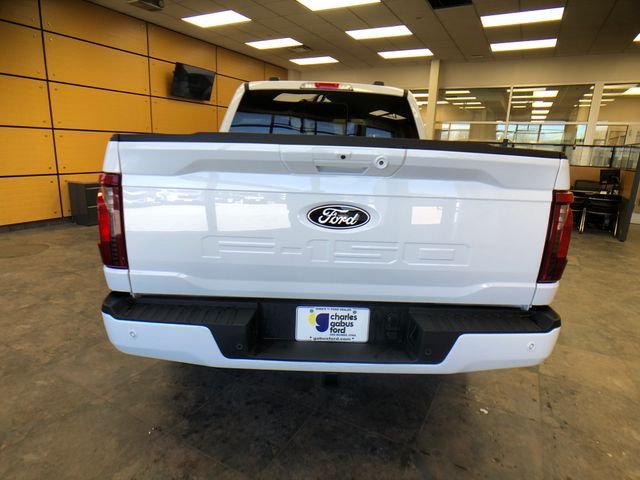 New 2026 Oxford White Ford XLT image 6