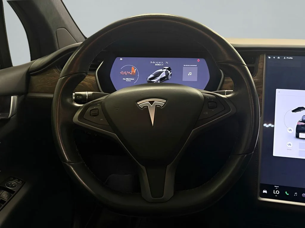 Used 2018 Black Tesla 100D image 16