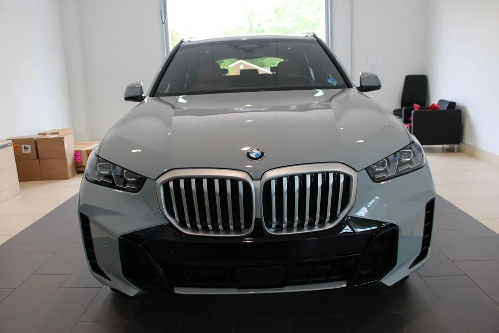 New 2026 Brooklyn Grey Metallic BMW xDrive40i image 12