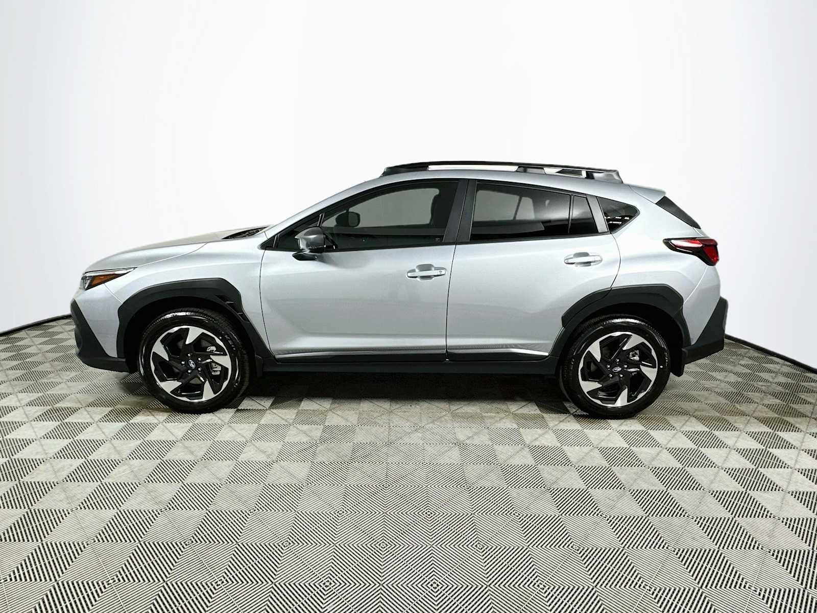 New 2026 ICE SILVER METALLIC Subaru Limited image 4