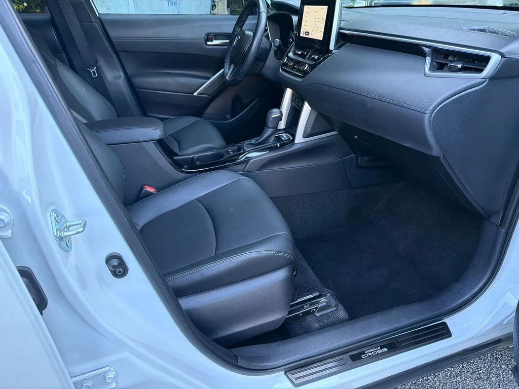 Used 2024 Beige Toyota XLE image 13
