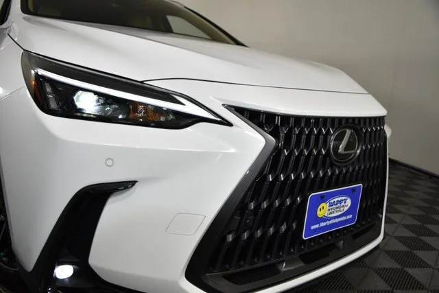 Used 2026 White Lexus 350h Base image 4