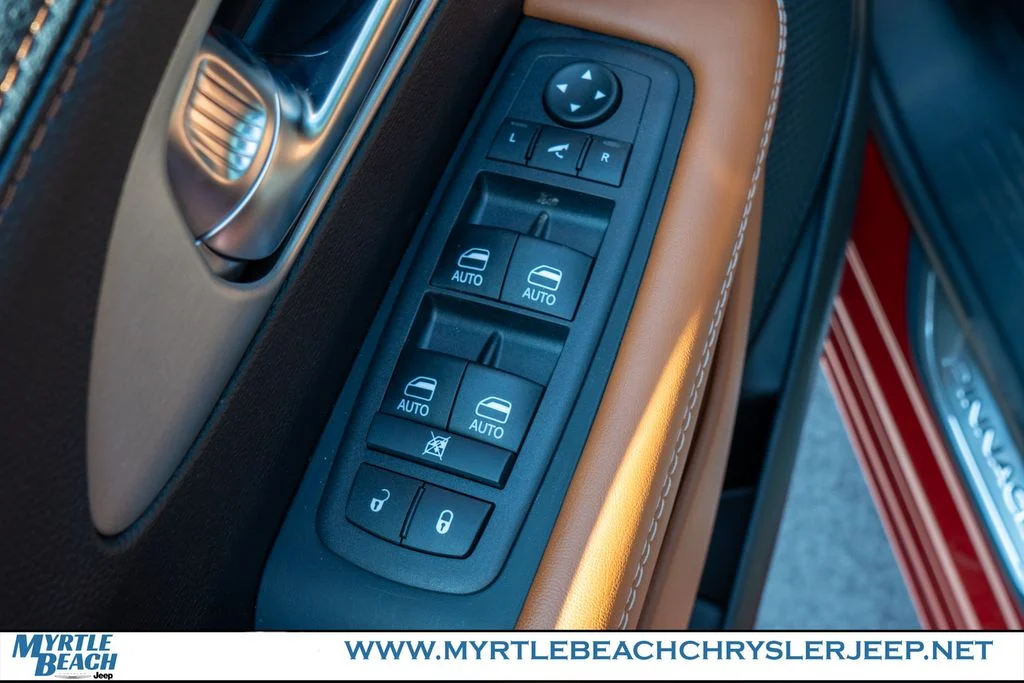 New 2026 Red Hot Pearl-Coat Exterior Paint Chrysler Pinnacle image 18