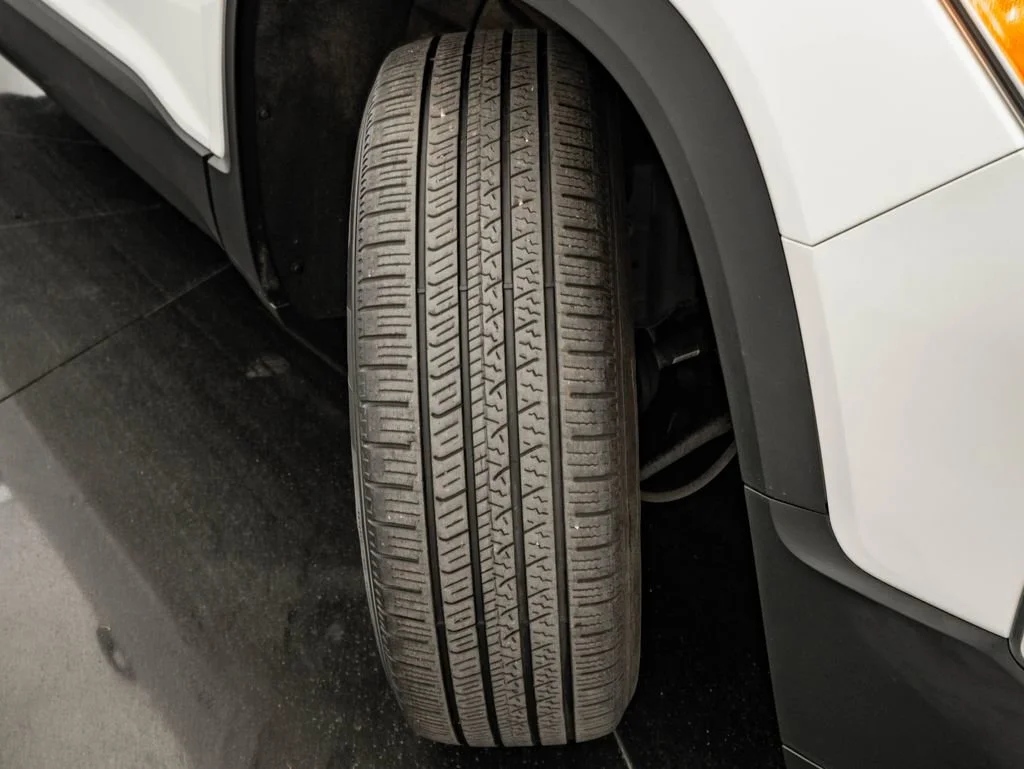 Used 2019 White Frost Tricoat GMC SLT-1 image 59