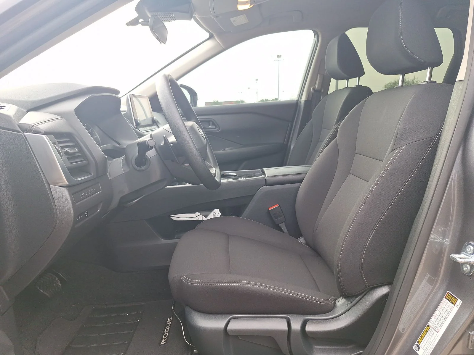 Used 2025 Gray Nissan S image 9