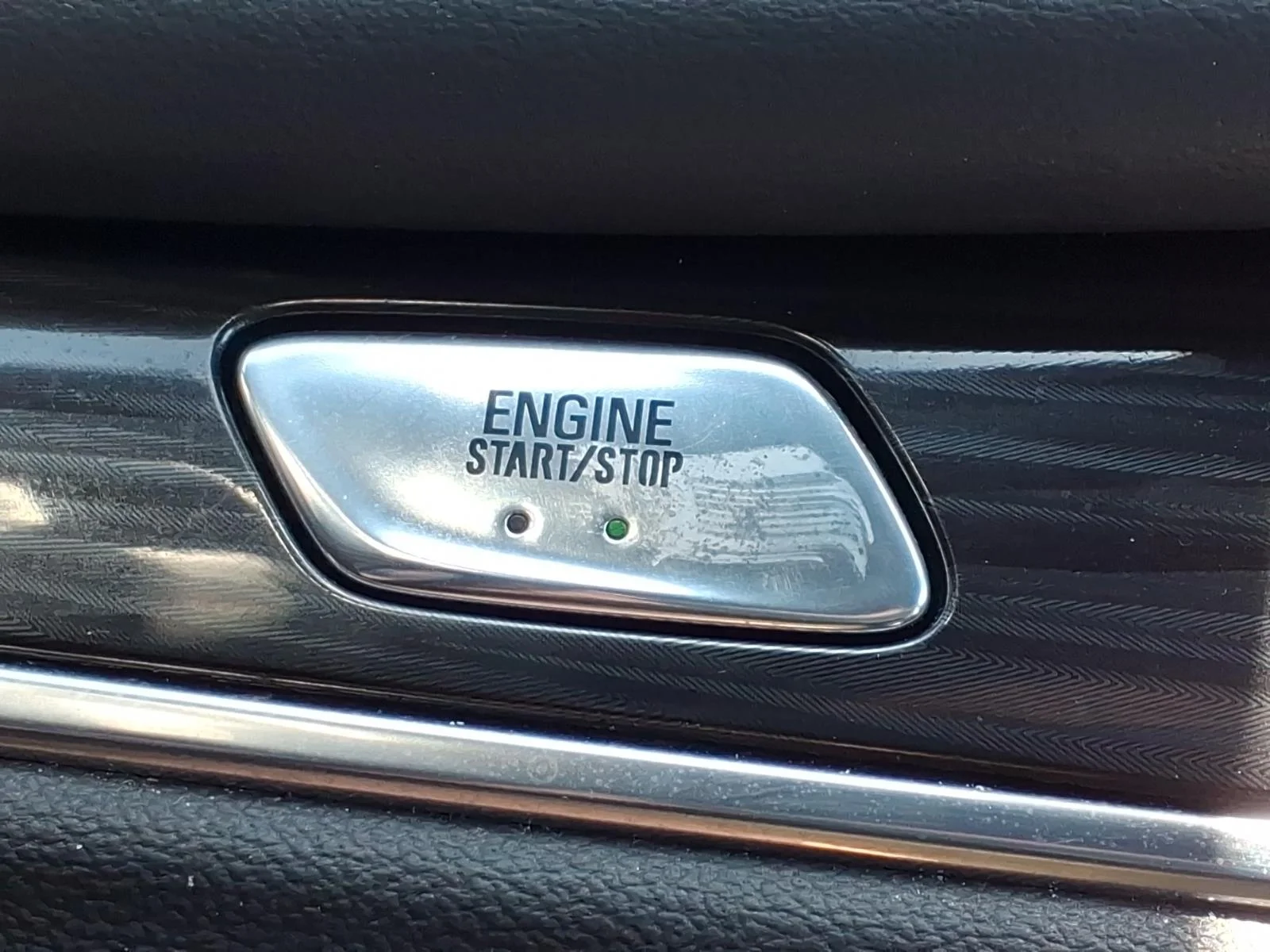 Used 2023 Ebony Twilight Metallic Buick Essence image 24