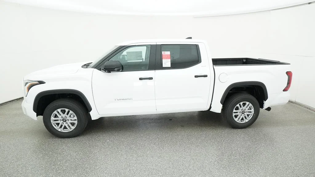 2025 Toyota Tundra SR5 - Photo 9