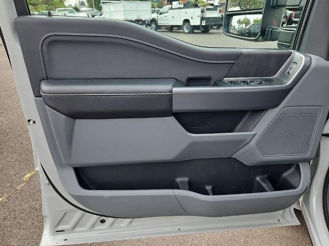 New 2026 Avalanche Ford XLT image 9