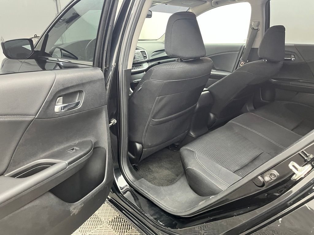 Used 2015 Alabaster Silver Metallic Honda Sport image 35