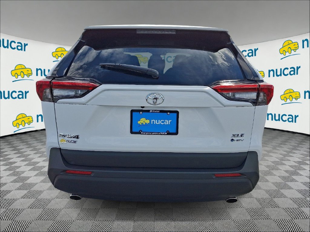 Used 2025 White Toyota XLE image 6