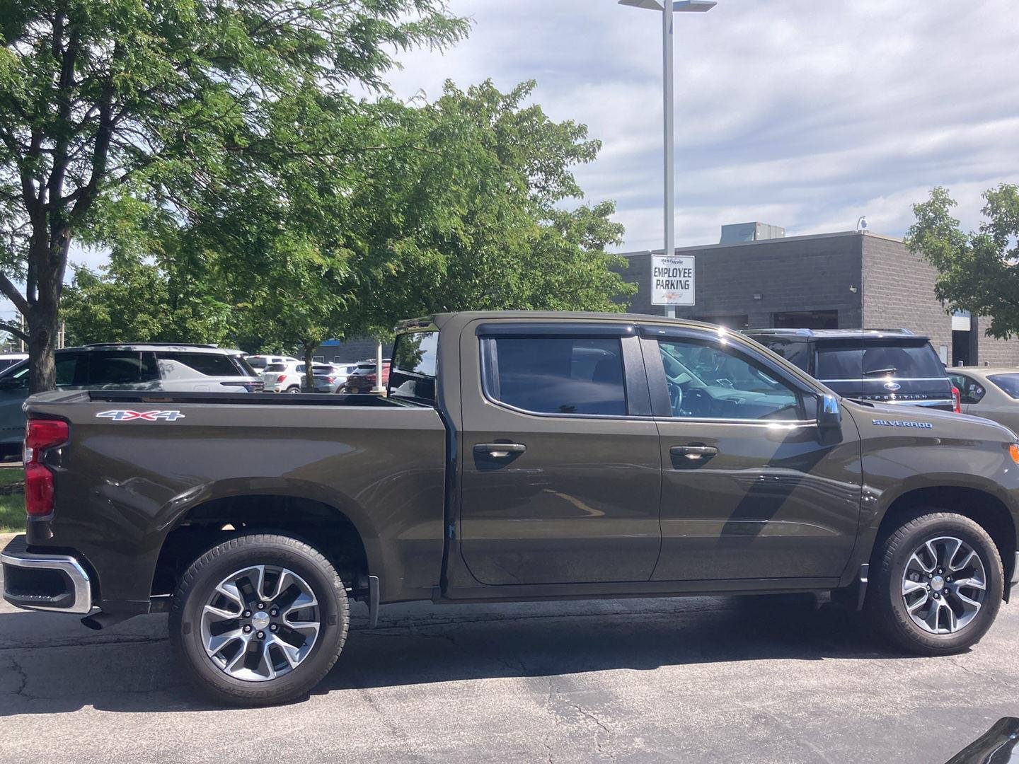 Used 2023 Harvest Bronze Metallic Chevrolet LT image 8