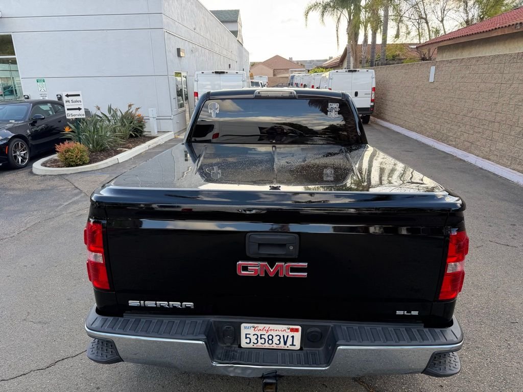 Used 2015 Black GMC SLE image 11