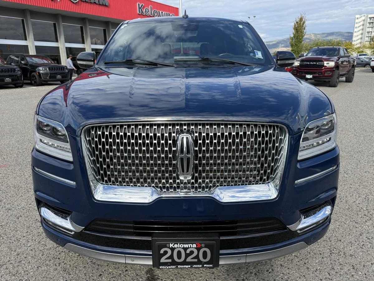 Used 2020 Blue Lincoln Reserve image 2