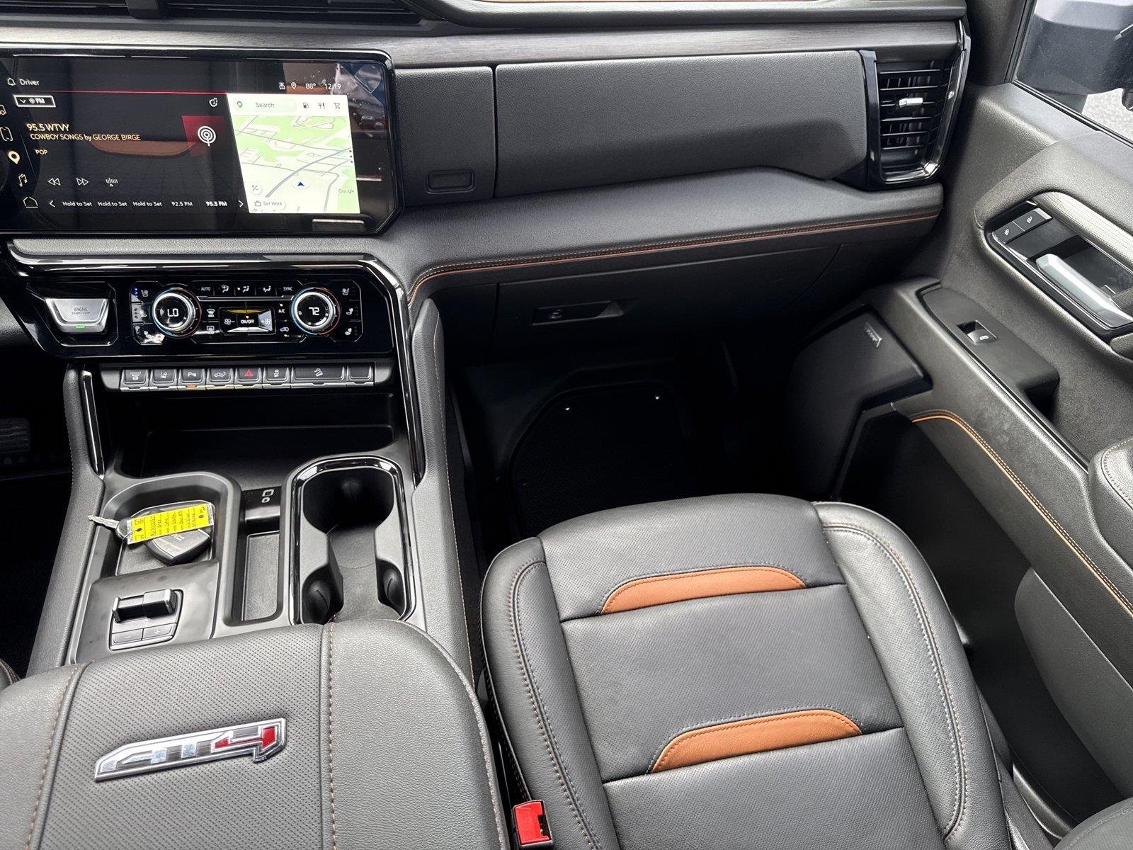 Used 2025 Sterling Metallic GMC AT4 image 16