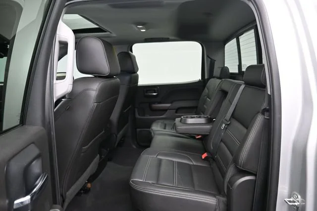 Used 2018 QUICKSILVER METALLIC GMC Denali image 22