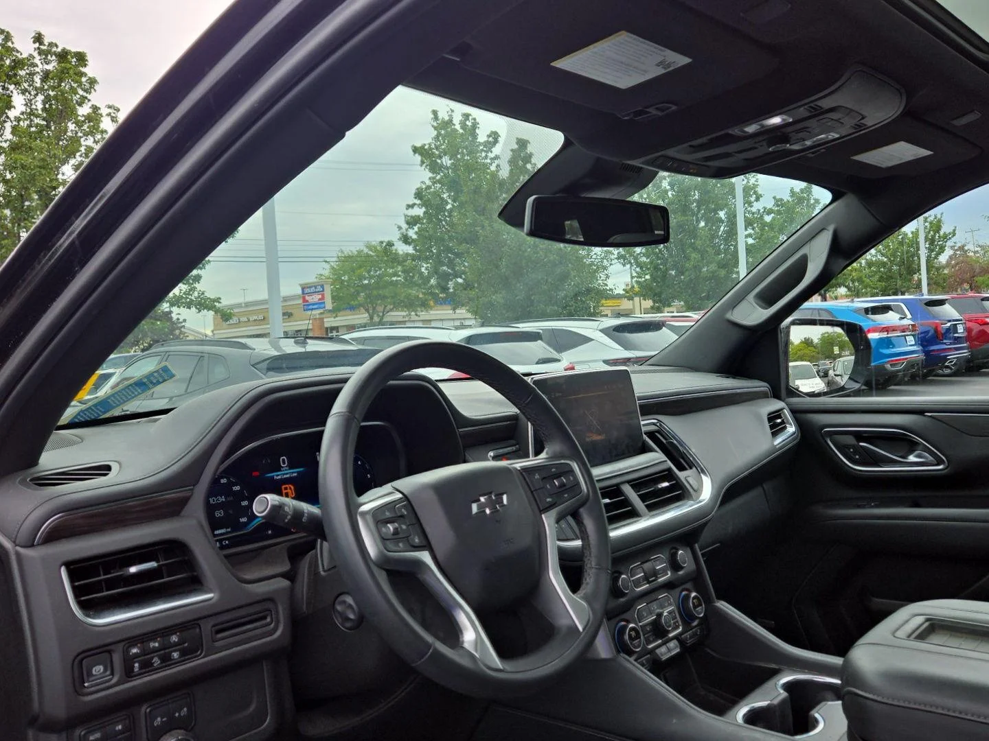 Used 2024 Black Chevrolet Z71 image 3