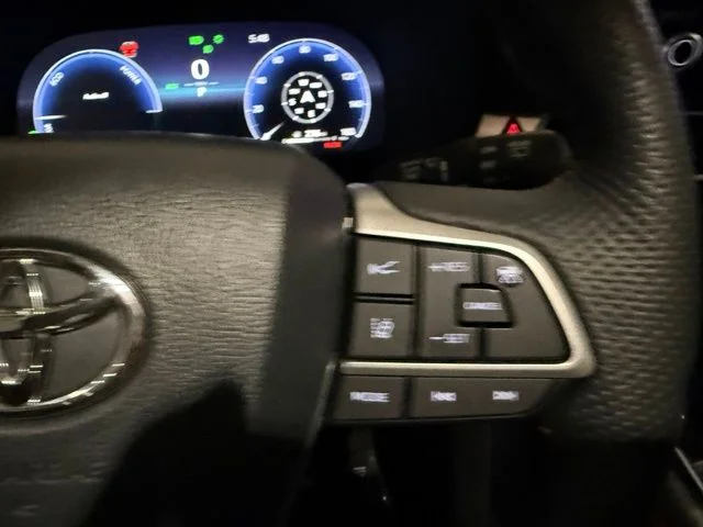 Used 2025 Pearl Toyota XSE image 16