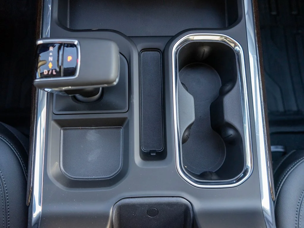 Used 2026 Silver GMC Elevation image 26