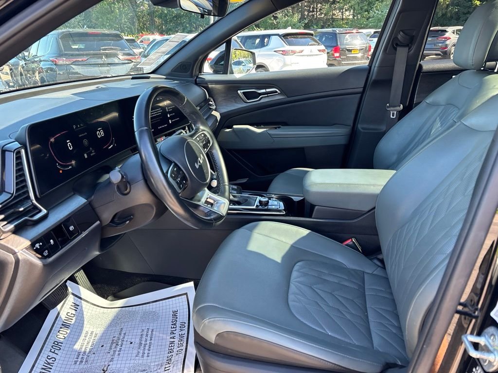 Used 2023 Black Kia X-Line image 9