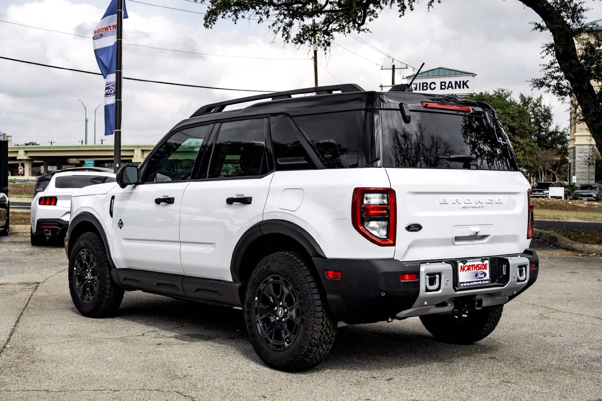 New 2025 Oxford White Ford Outer Banks image 5