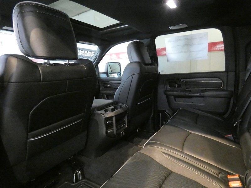 New 2026 Diamond Black Crystal Pearl-Coat Exterior Paint RAM Limited Mega Cab 6