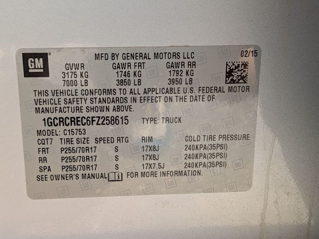 Used 2015 Silver Chevrolet LT image 31