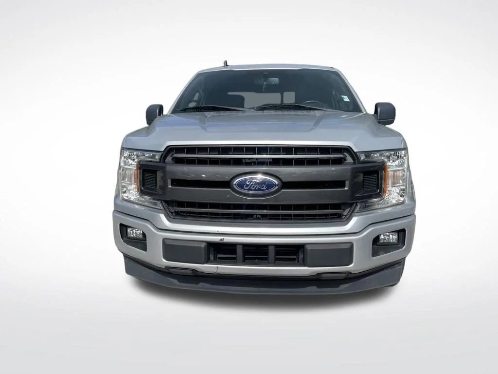 Used 2019 Ingot Silver Ford XLT image 3