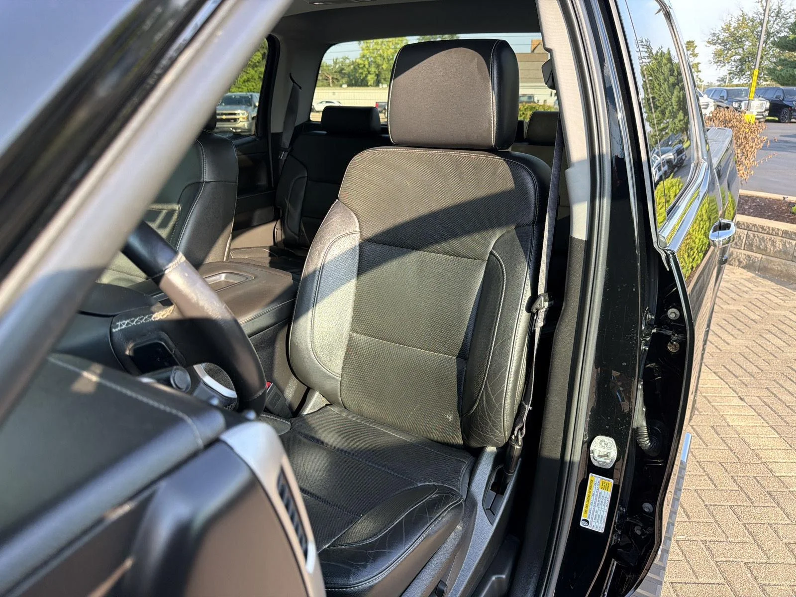Used 2014 Onyx Black GMC SLT image 16