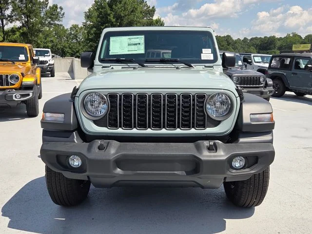 New 2026 Earl Clearcoat Jeep Sport image 2