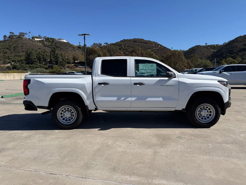 2026 Chevrolet Colorado Work Truck - Photo 5