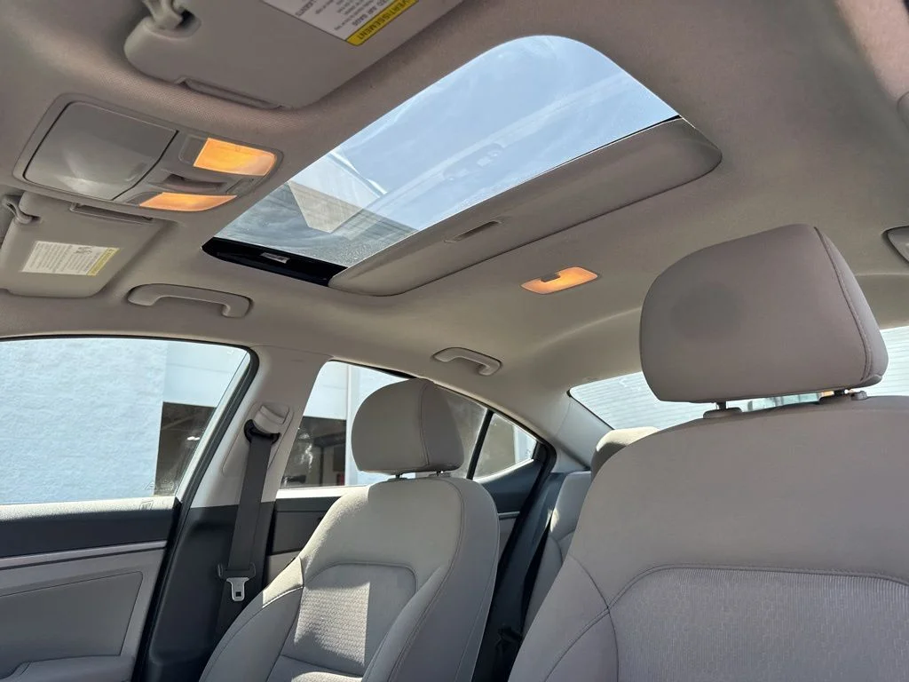 Used 2018 Symphony Silver Hyundai Value Edition image 13