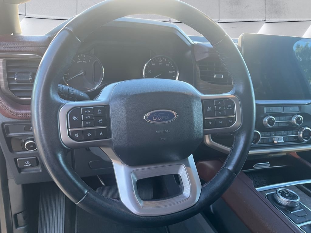 Used 2024 Silver Ford Limited image 9