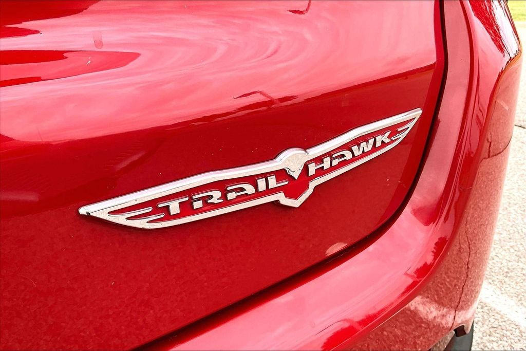 Used 2020 Red Jeep Trailhawk image 33