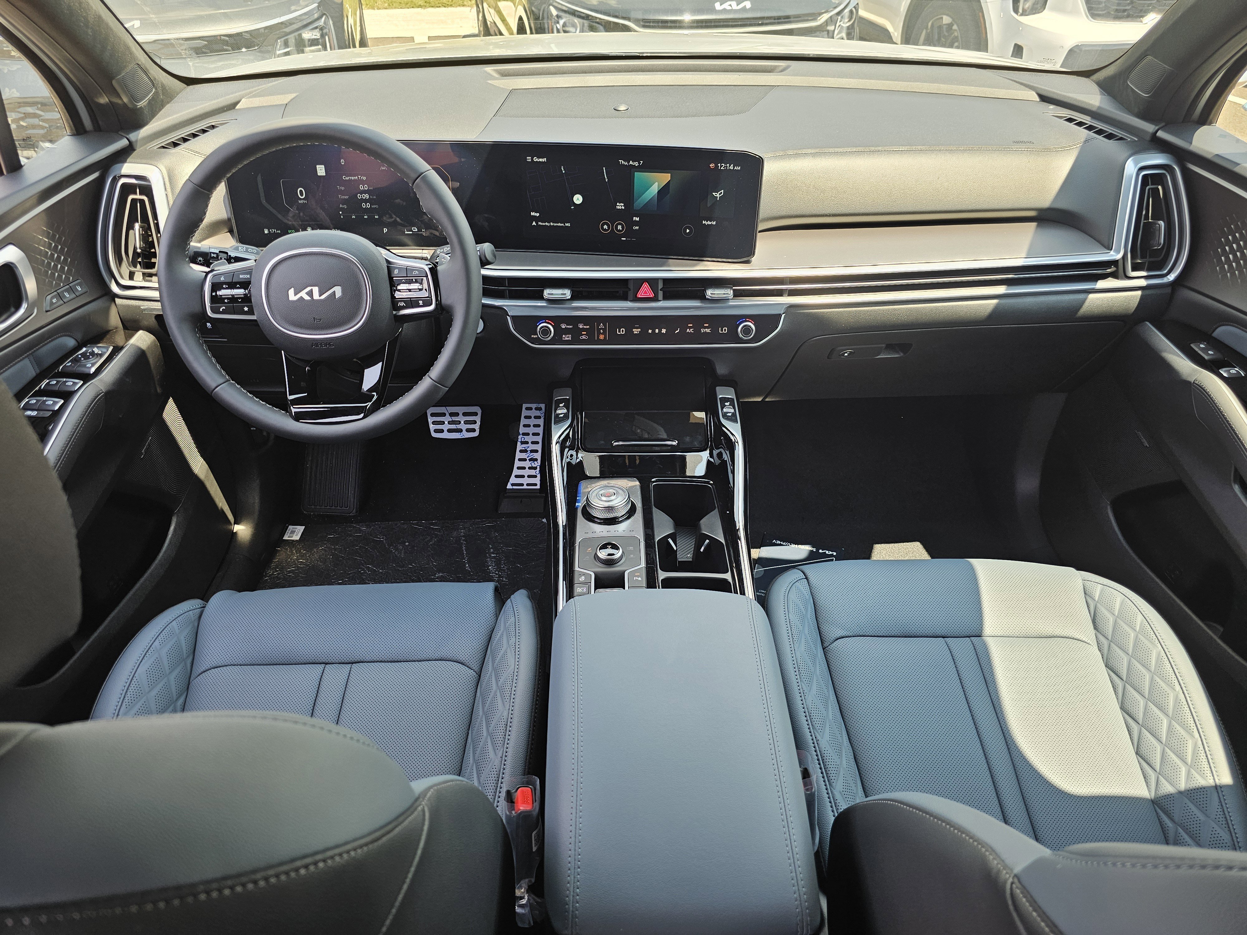 New 2025 Silky Silver Kia SX Prestige image 8
