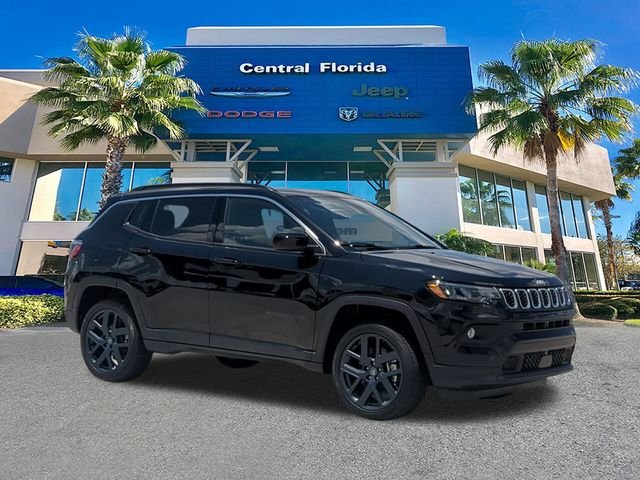 New 2026 Diamond Black Crystal Pearl-Coat Exterior Paint Jeep  image 2