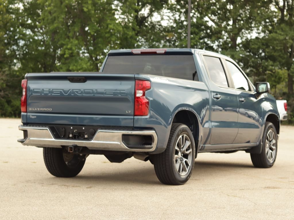 Used 2024 Lakeshore Blue Metallic Chevrolet LT (2FL) image 7