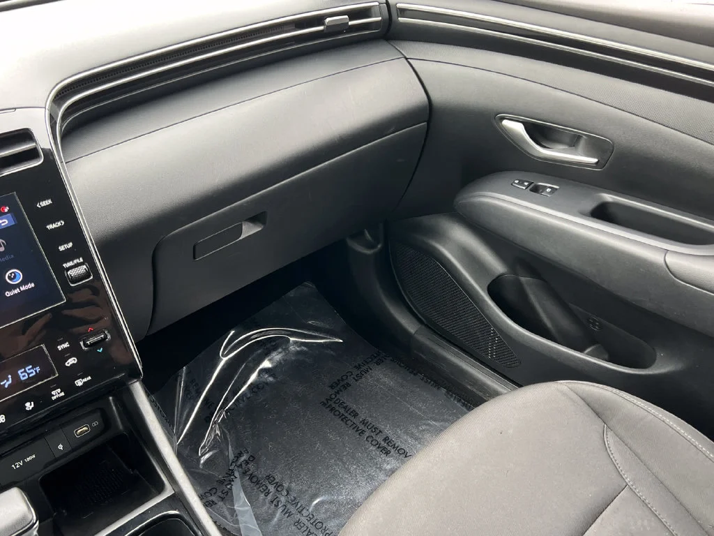 Used 2024 Gray Hyundai SEL image 30