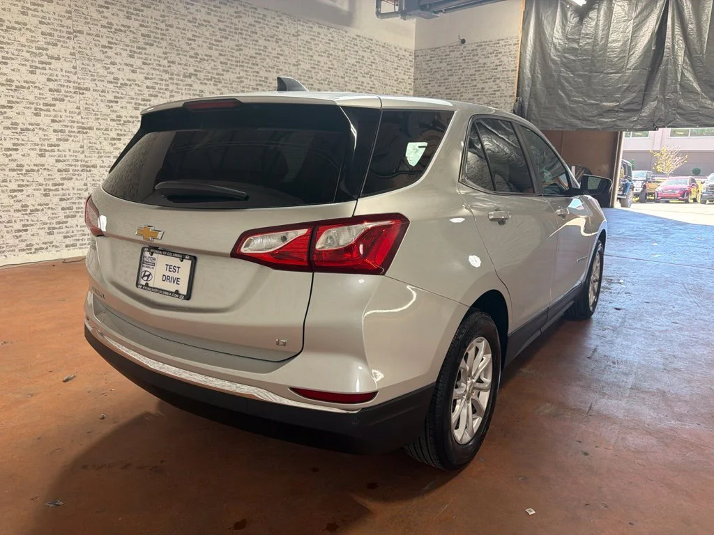 Used 2021 Silver Ice Metallic Chevrolet LT image 7
