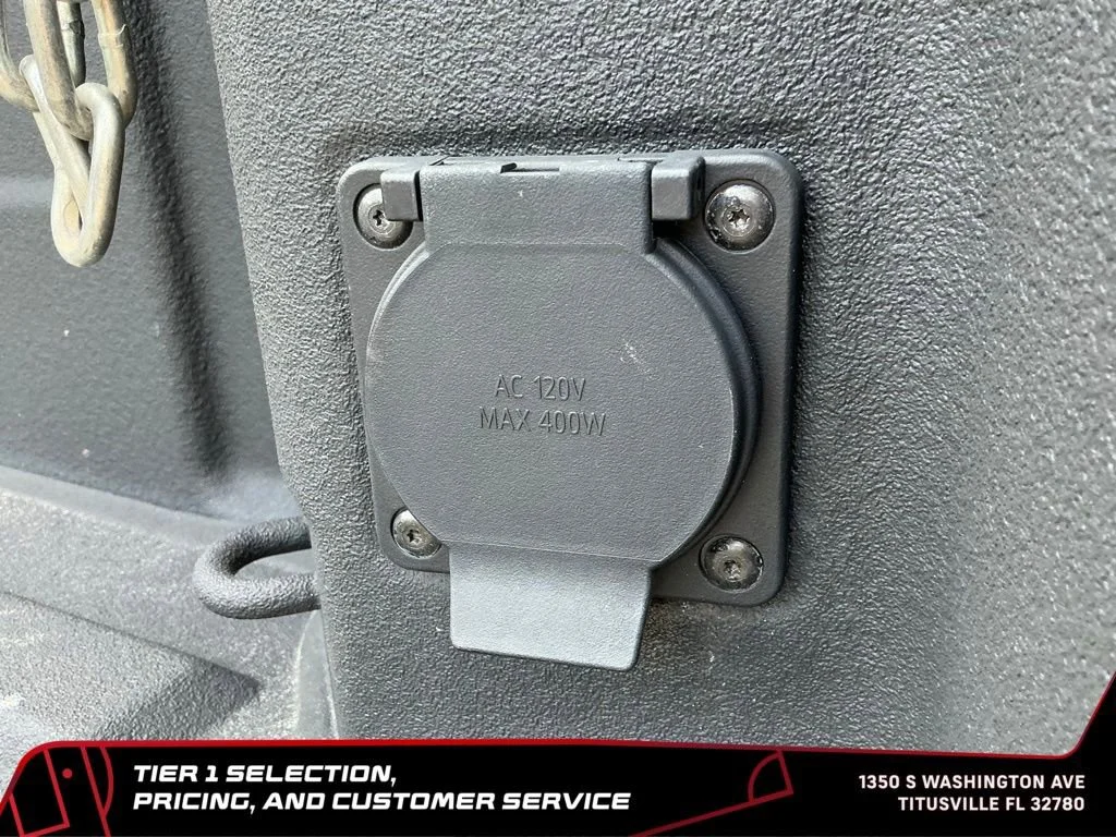 Used 2024 Sterling Metallic GMC AT4 image 21