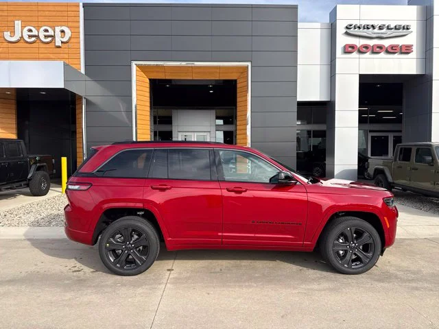 New 2027 Red Jeep Limited Reserve image 2