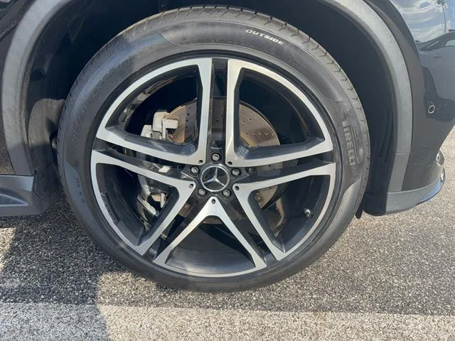Used 2019 Black Mercedes-Benz AMG® GLE 43 image 30